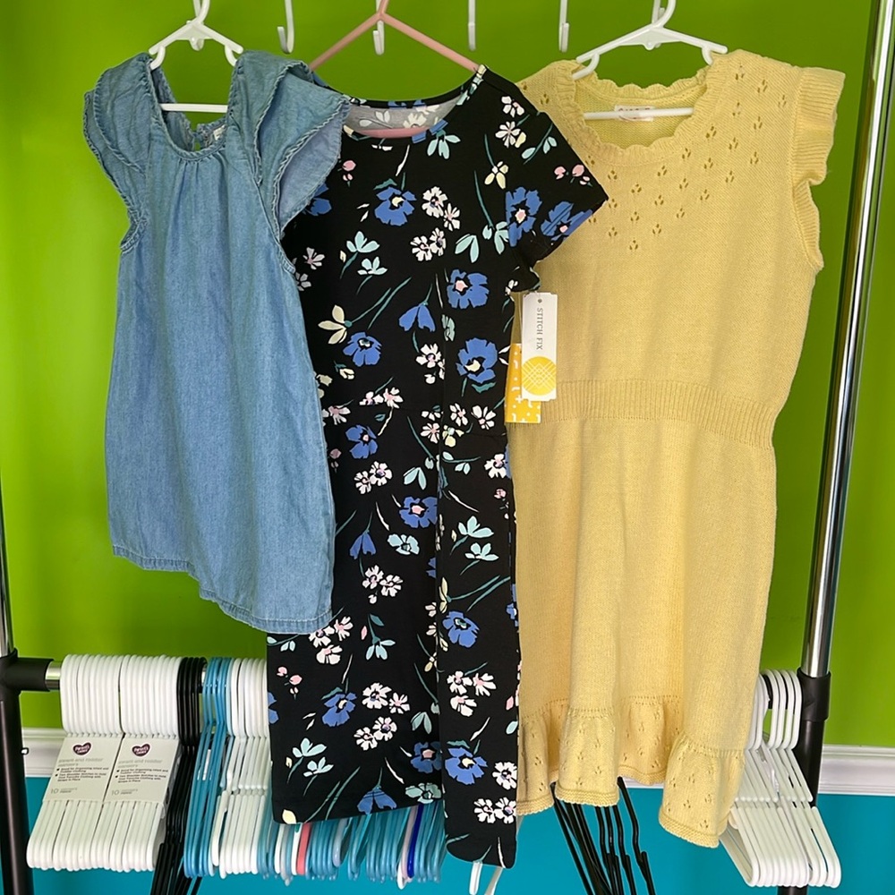 Bundle of 3 girls size 8-10. 1 blue top and 2 dresses. EUC